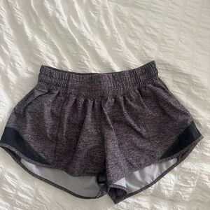 Lululemon Hotty Hot High-Rise 2.5” Shorts
